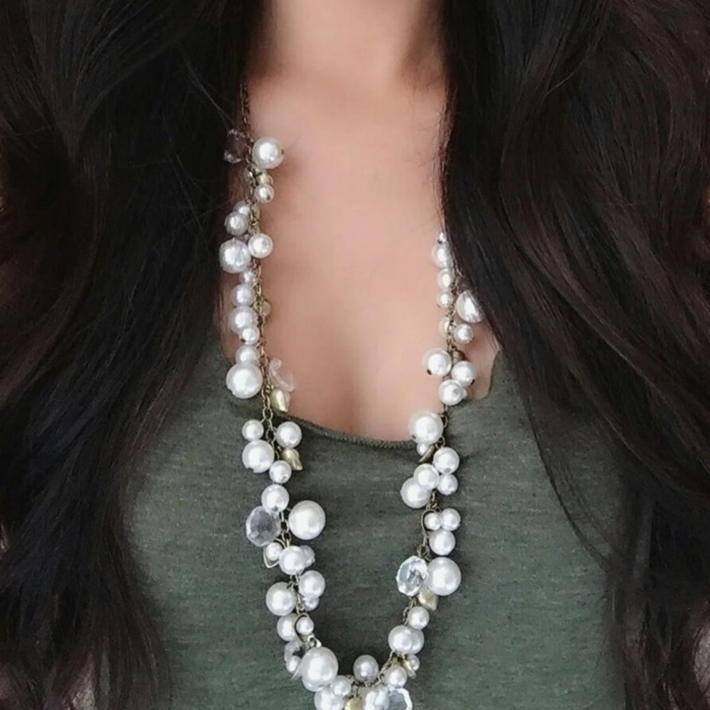 Chloe and Isabel Pearl drop necklace